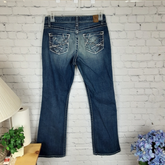 BKE KATE distressed stretch blue jeans size 32 - Picture 3 of 12